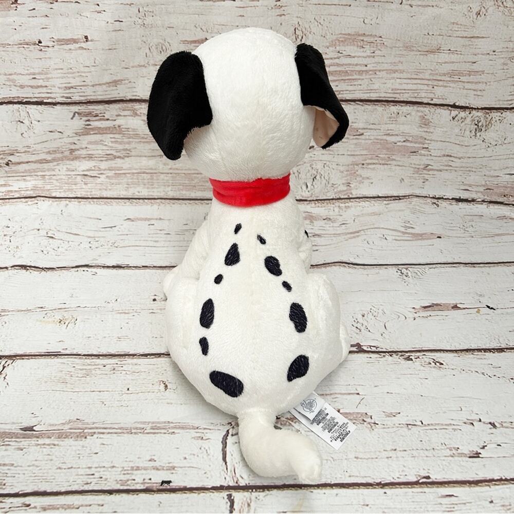 Disney 101 Dalmatians Lucky Plush View 3